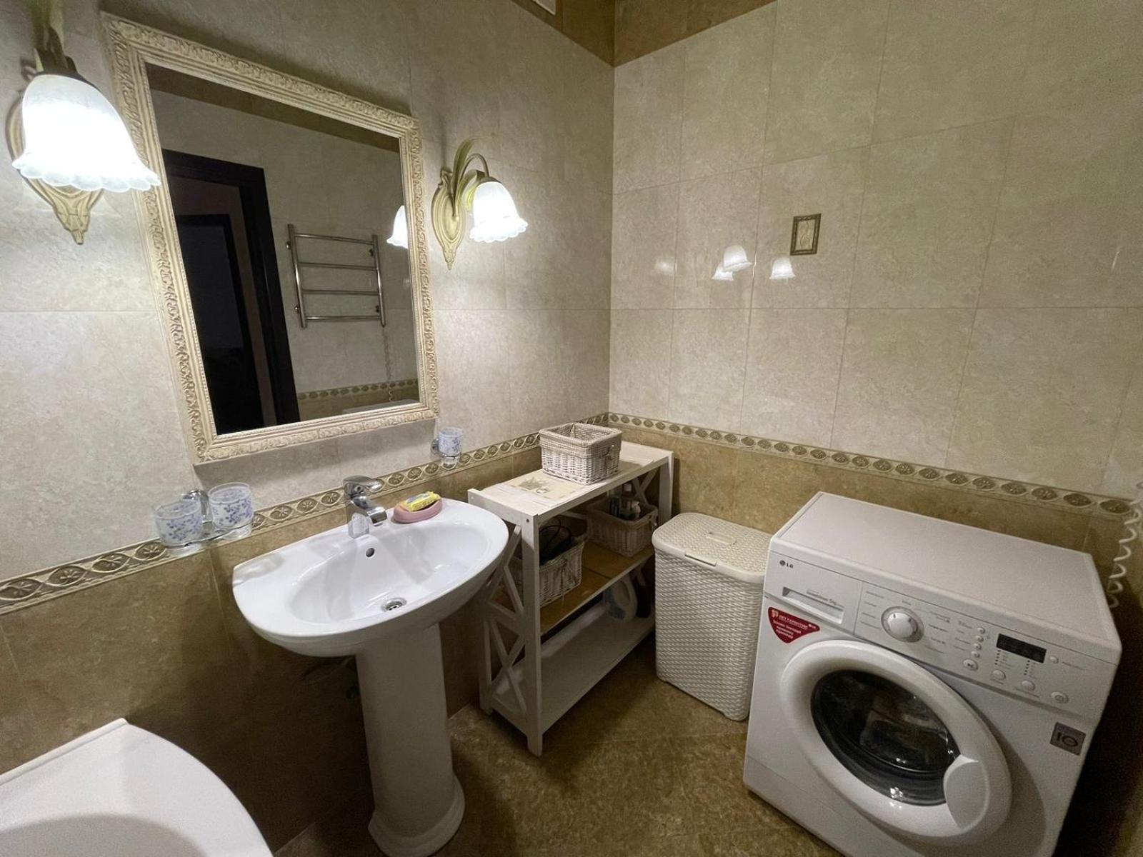 Красивая 2-Ком.Кв.,В Новом Доме!От Хозяйки! Odessa Exterior foto